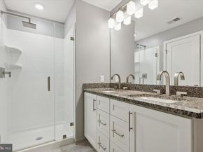 11 Jessop Lane, Hatboro PA 19040
