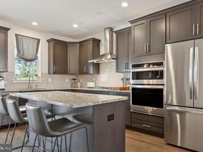 11 Jessop Lane, Hatboro PA 19040