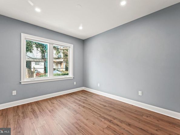 251 E Sharpnack Street, Philadelphia PA 19119