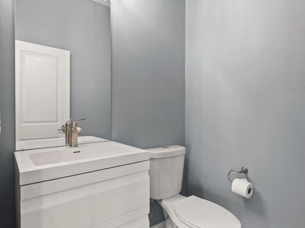 251 E Sharpnack Street, Philadelphia PA 19119