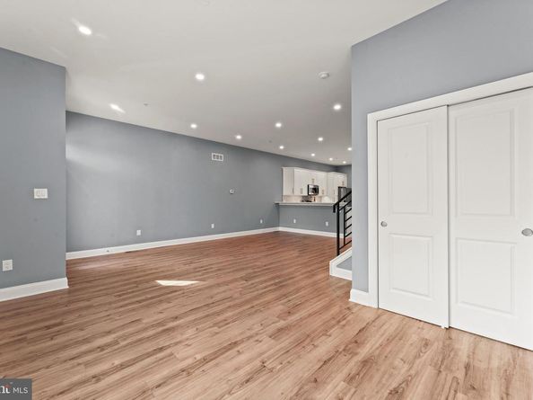 251 E Sharpnack Street, Philadelphia PA 19119