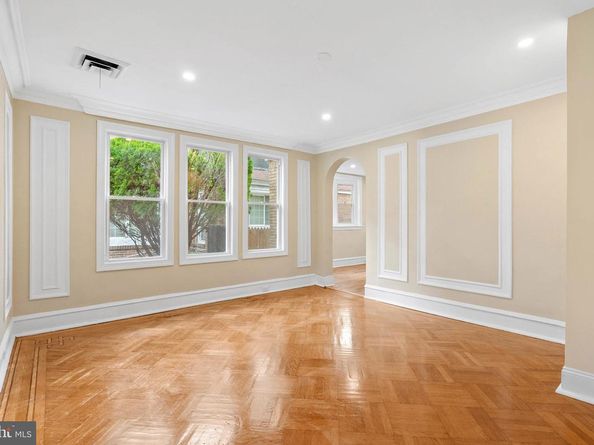 6121 Cobbs Creek Parkway, Philadelphia PA 19143