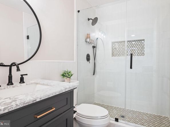 2207 Arden Street, Dunn Loring VA 22027