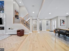 2207 Arden Street, Dunn Loring VA 22027