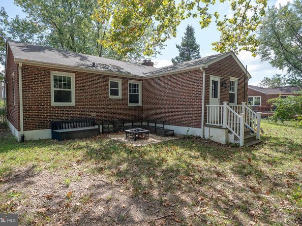 501 W Rively Avenue, Aldan PA 19018