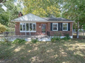 501 W Rively Avenue