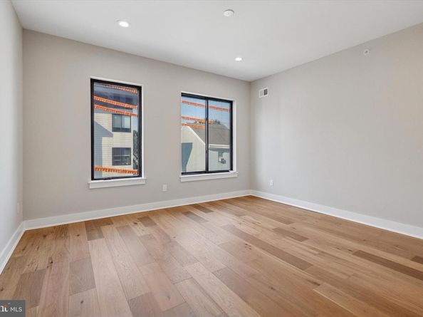 3833 Terrace Street, Philadelphia PA 19128