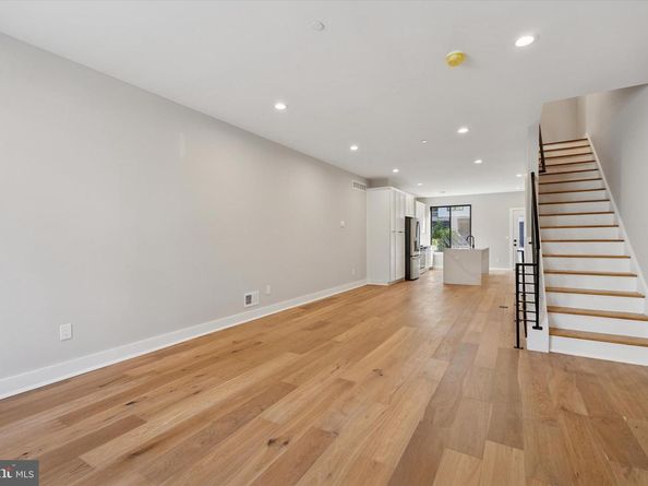 3833 Terrace Street, Philadelphia PA 19128