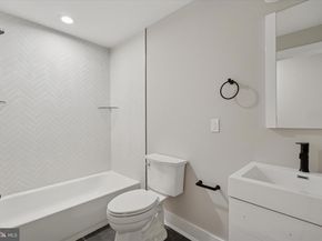 3833 Terrace Street, Philadelphia PA 19128