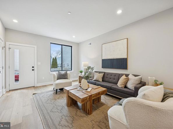 3833 Terrace Street, Philadelphia PA 19128