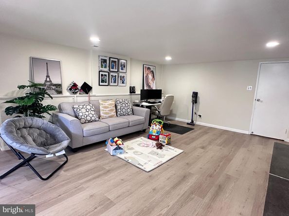 1516 Lindbergh Avenue, Abington PA 19001