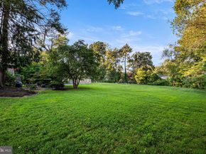 27 Latham Park, Elkins Park PA 19027