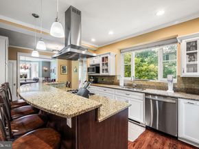 27 Latham Park, Elkins Park PA 19027