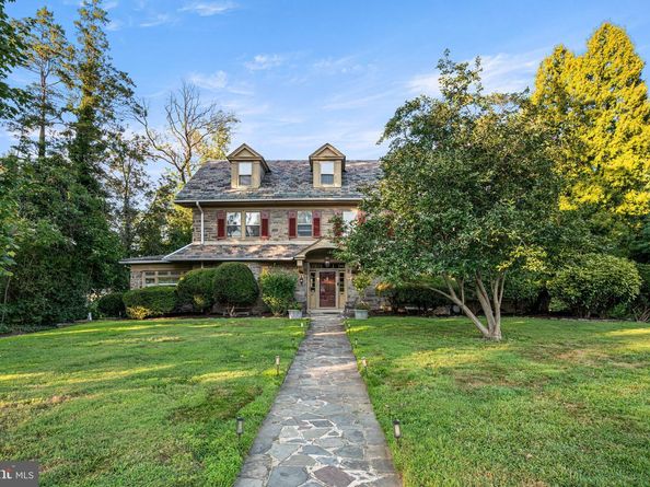 27 Latham Park, Elkins Park PA 19027