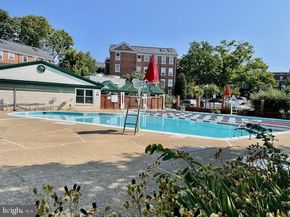 3720 39TH Street NW D166, Washington DC 20016
