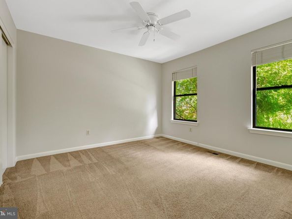 11088 Glade Court, Reston VA 20191