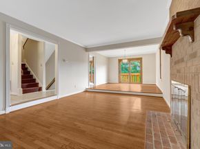 11088 Glade Court, Reston VA 20191