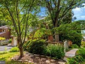 11088 Glade Court, Reston VA 20191