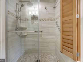 11088 Glade Court, Reston VA 20191