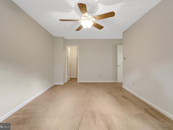 11088 Glade Court, Reston VA 20191