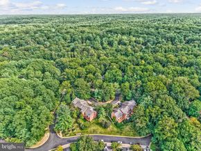 11088 Glade Court, Reston VA 20191