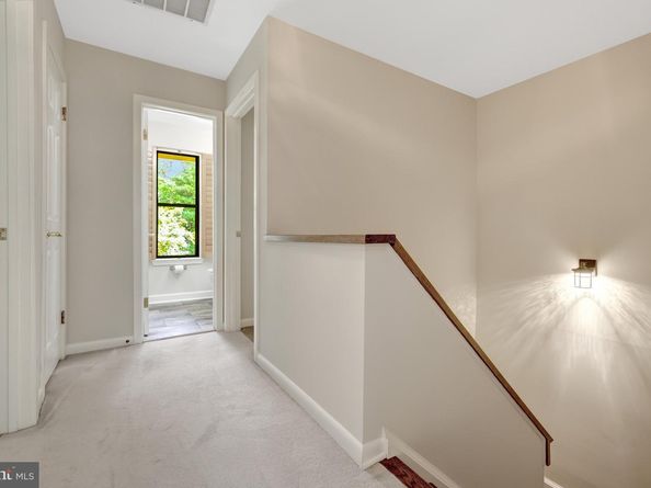 11088 Glade Court, Reston VA 20191