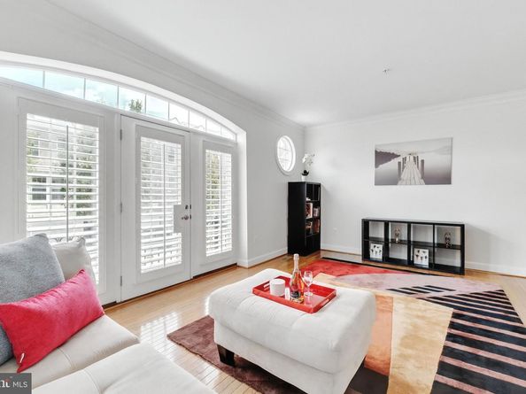 510 Triadelphia Way, Alexandria VA 22312