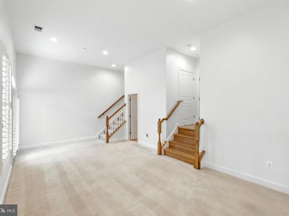 510 Triadelphia Way, Alexandria VA 22312