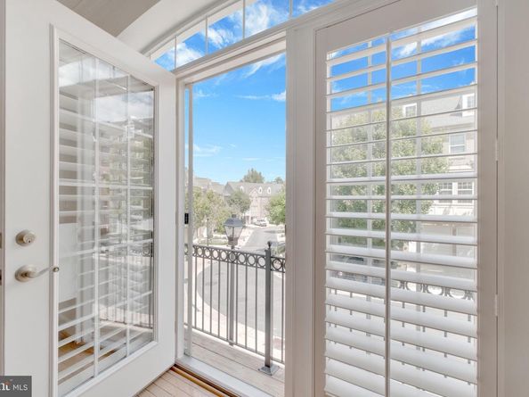 510 Triadelphia Way, Alexandria VA 22312