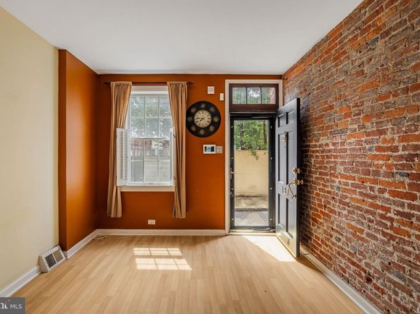 137 Monroe Street, Philadelphia PA 19147