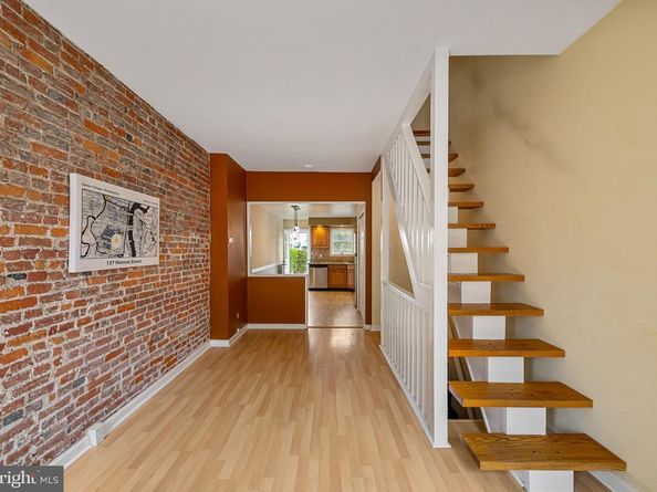 137 Monroe Street, Philadelphia PA 19147