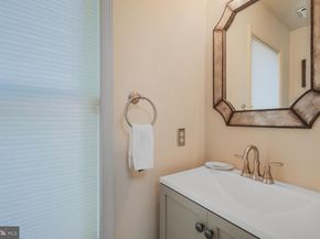 4090 Cherry Hill Road, Arlington VA 22207