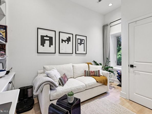 1328 Maryland Avenue NE 2, Washington DC 20002