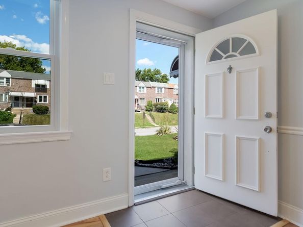 712 Rively Avenue, Glenolden PA 19036