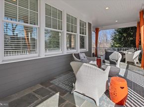 4615 32nd Street N, Arlington VA 22207