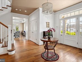 4615 32nd Street N, Arlington VA 22207