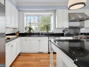 4615 32nd Street N, Arlington VA 22207
