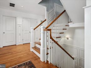 4615 32nd Street N, Arlington VA 22207
