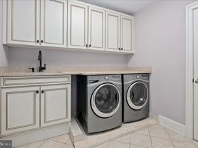 4615 32nd Street N, Arlington VA 22207