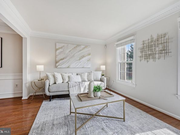 2012 Pieris Court, Vienna VA 22182