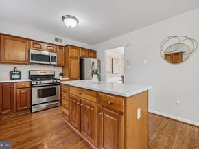 2012 Pieris Court, Vienna VA 22182
