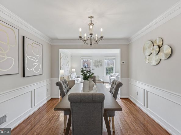 2012 Pieris Court, Vienna VA 22182