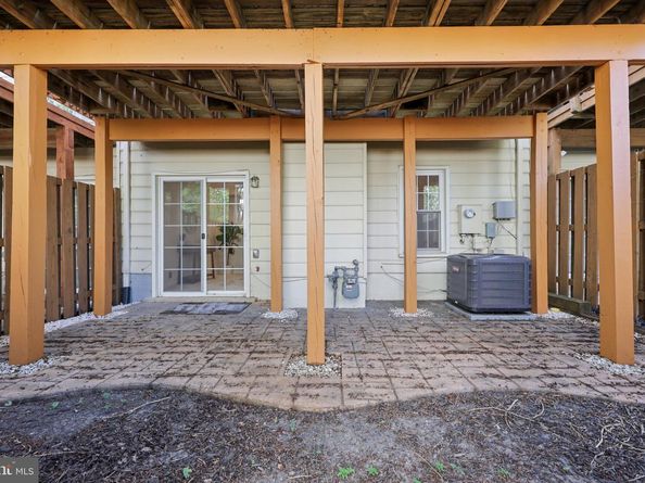 2012 Pieris Court, Vienna VA 22182
