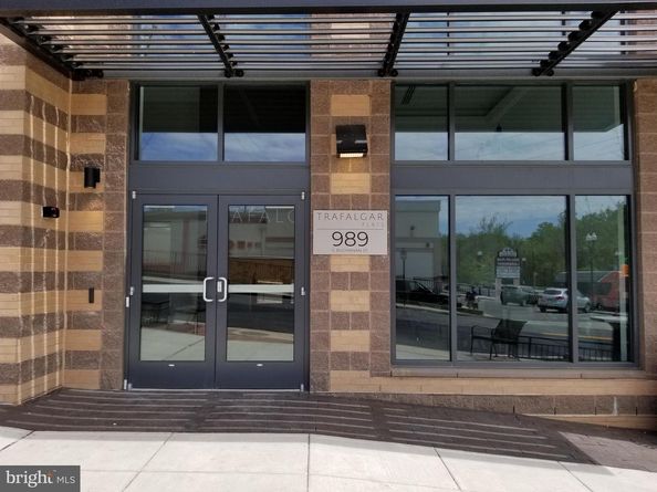 989 S Buchanan Street 320, Arlington VA 22204