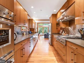 4520 39TH Street N, Arlington VA 22207