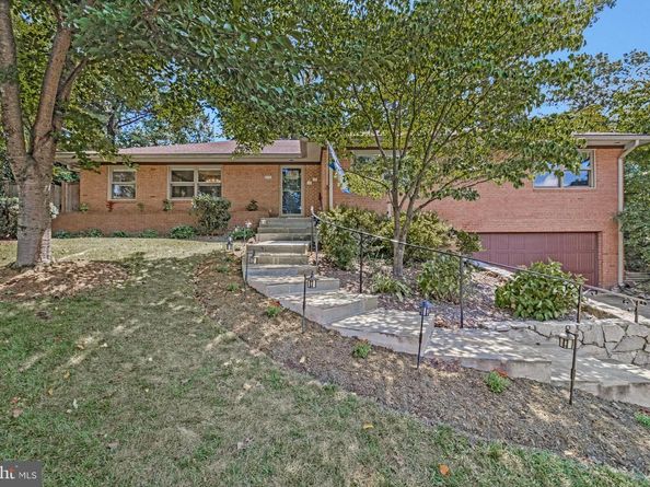 4520 39TH Street N, Arlington VA 22207