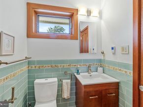 4520 39TH Street N, Arlington VA 22207