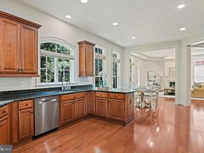 8424 Falcone Pointe Way, Vienna VA 22182