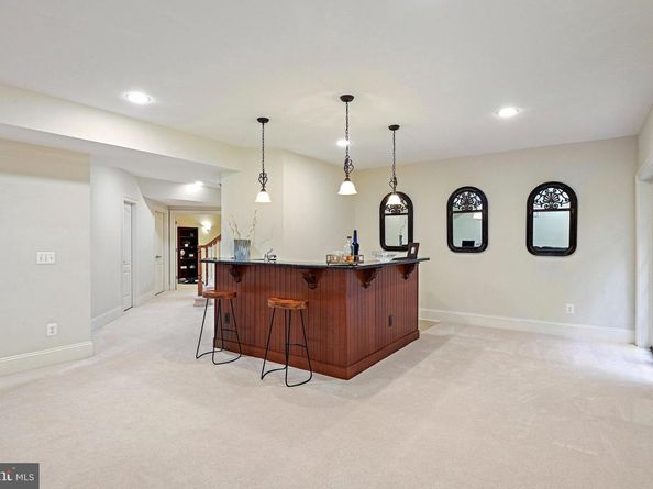 8424 Falcone Pointe Way, Vienna VA 22182