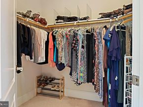 8424 Falcone Pointe Way, Vienna VA 22182